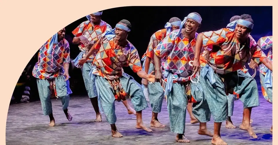 Les Ballets Africains | 𝑺𝒆́𝒓𝒊𝒆 𝑨𝒓𝒕𝒔 𝒆𝒕 𝒎𝒐𝒏𝒅𝒆